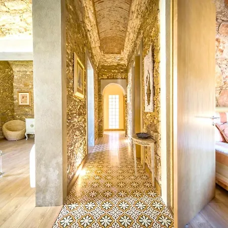 Spacious House With Sea View In Quelfes, Shared Pool Ferienhaus *
