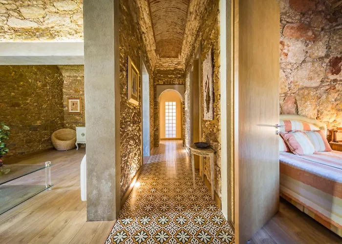 Spacious House With Sea View In Quelfes, Shared Pool 別荘 *