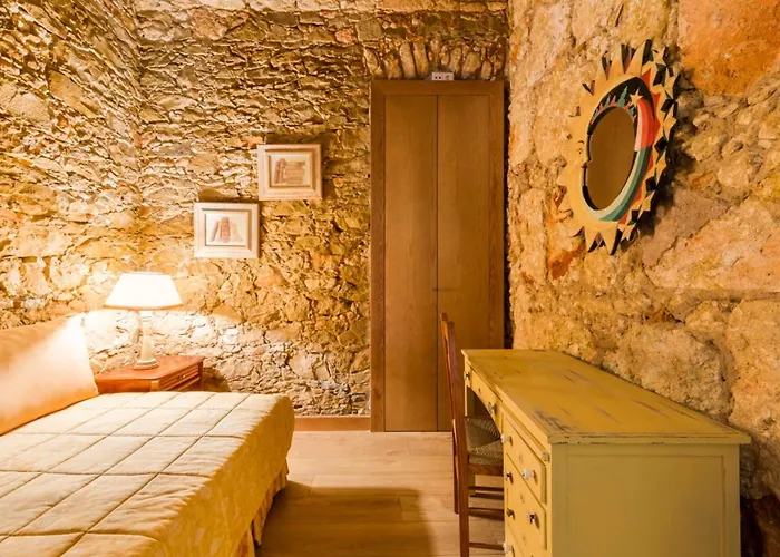 Spacious House With Sea View In Quelfes, Shared Pool 別荘 *